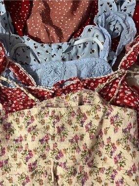 Girly crop top/blouse bundle